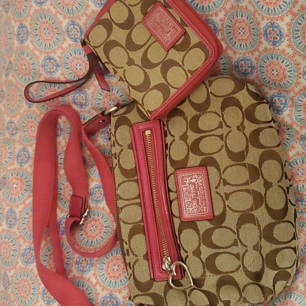 Coach pink and tan matching bag and wallet used for one vacation!